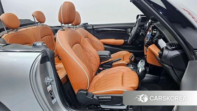 Mini Cooper S Convertible 2023 Серебристо-серый из Кореи, фото 3
