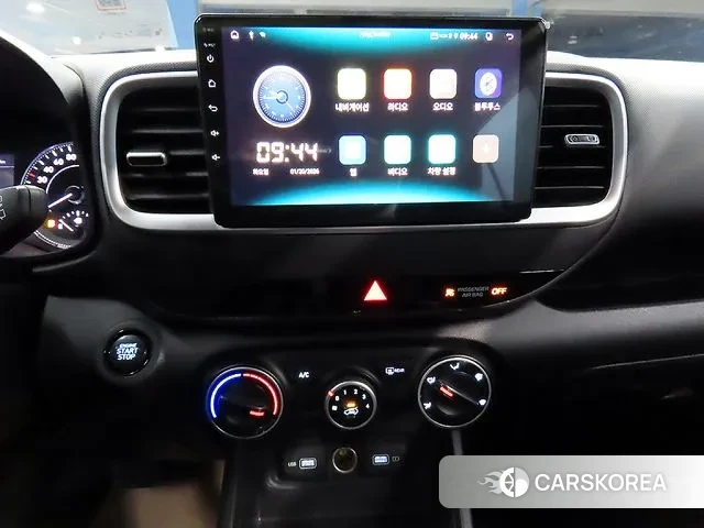 Hyundai Venue 2021 Белый из Кореи, фото 3