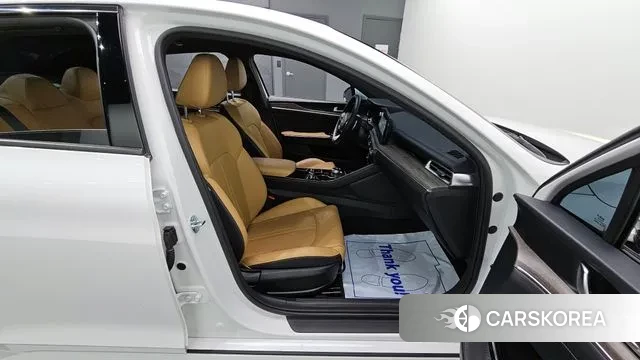 Kia K5 3rd generation 2023 Белый из Кореи, фото 3