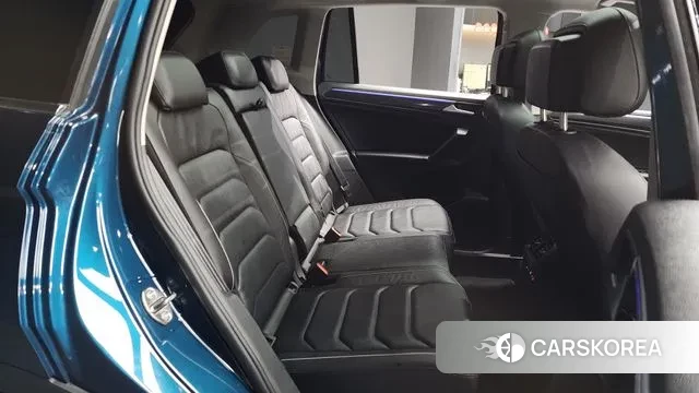 Volkswagen Tiguan second Generation 2023 Синий из Кореи, фото 3