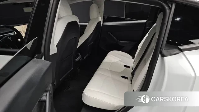 Tesla Model Y 2022 Белый из Кореи, фото 3