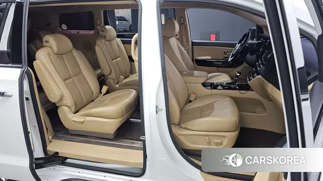 Kia The New Carnival 2018 Белый из Кореи, фото 3