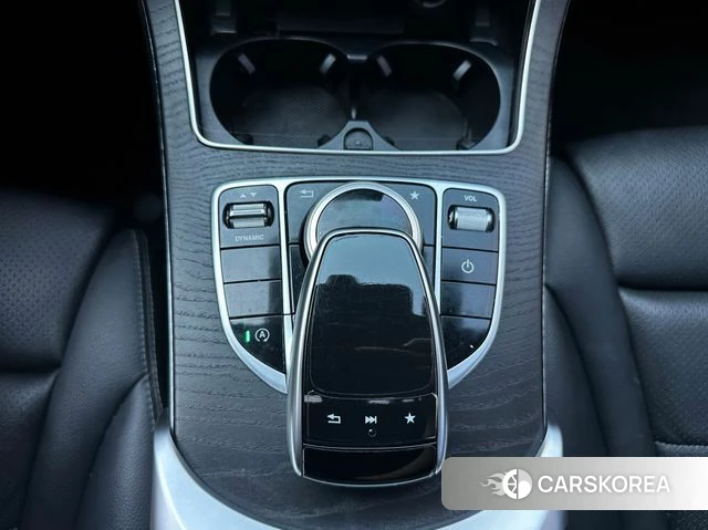 Mercedes-Benz C-Class W205 2018 Белый из Кореи, фото 3