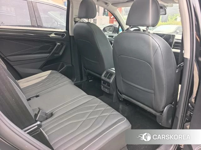 Volkswagen Tiguan L 2023 Черный из Китая, фото 3