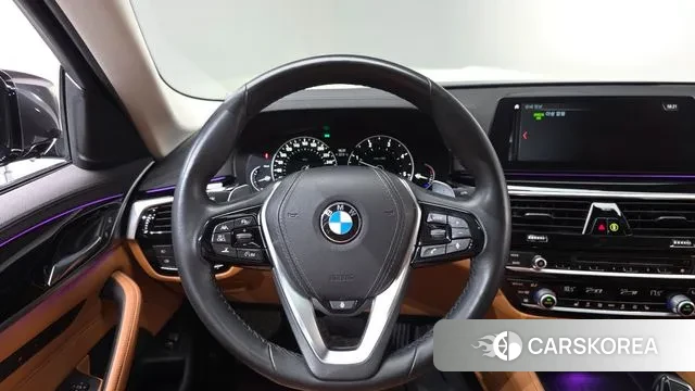 BMW 5 Series (G30) 2018 Серый из Кореи, фото 3