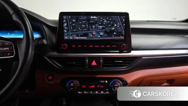 Kia The New K3 2nd generation 2021 Белый из Кореи, фото 3