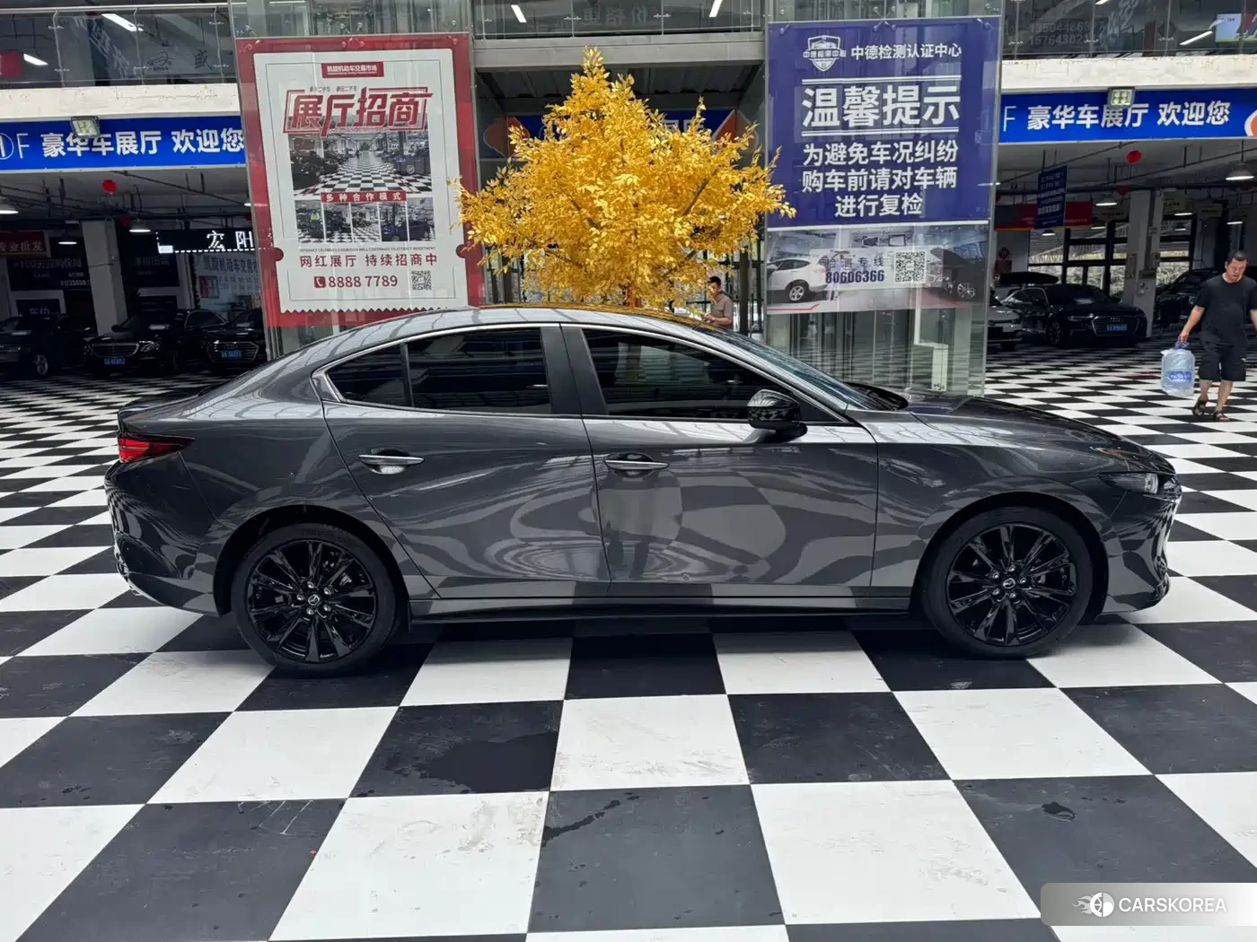 Mazda 3 2023 Silver/gray из Китая, фото 3