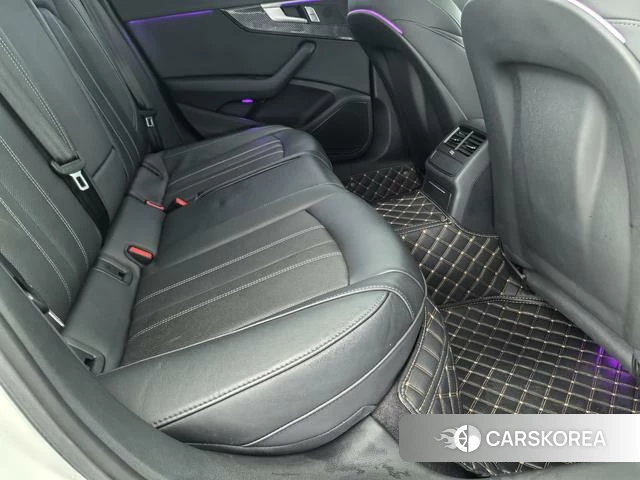 Audi A4L 2024 Белый из Китая, фото 3