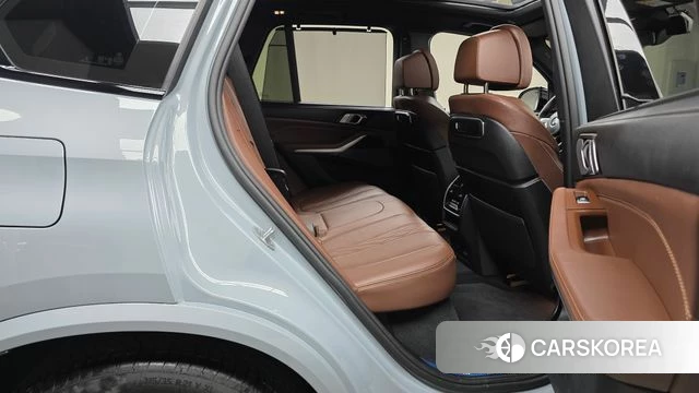 BMW X5 (G05) 2025 Цвет галактики из Кореи, фото 3