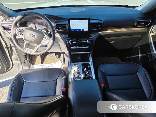 Ford Explorer 6th Generation 2023 Белый из Кореи, фото 3