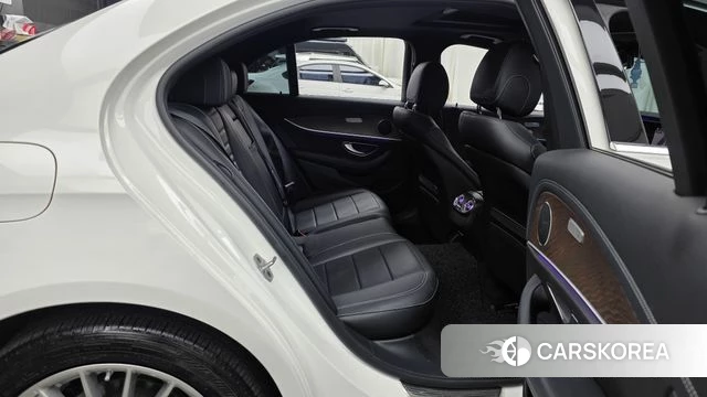 Mercedes-Benz E-Class W213 2020 Белый из Кореи, фото 3