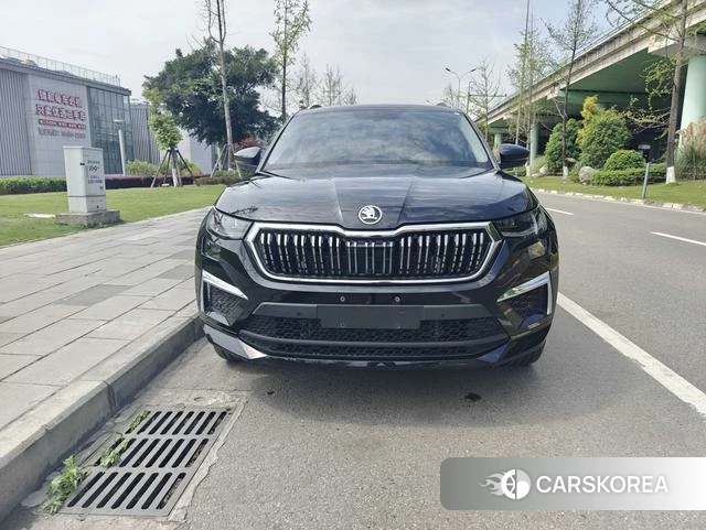 Skoda Kodiak 2023 Черный из Китая, фото 3