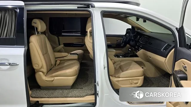 Kia The New Carnival 2018 Белый из Кореи, фото 3