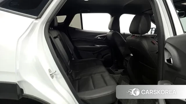 Chevrolet (GM Daewoo) Trax Crossover 2023 Белый из Кореи, фото 3