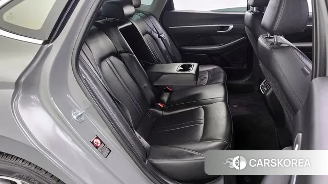 Hyundai Sonata (DN8) 2021 Серебряный из Кореи, фото 3