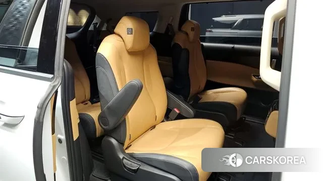 Kia Carnival 4th generation 2023 Белый из Кореи, фото 3