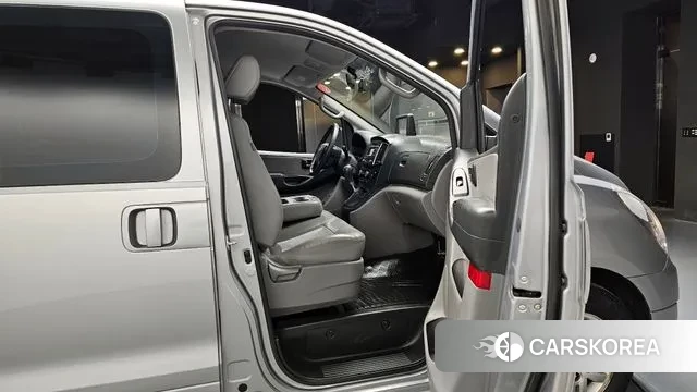 Hyundai The New Grand Starex 2018 Серебряный из Кореи, фото 3