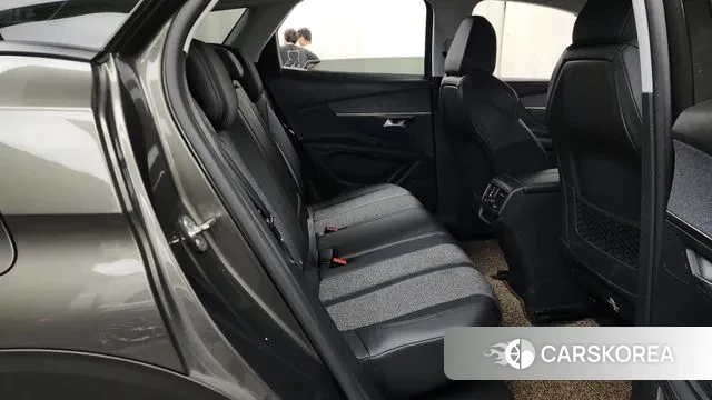 Peugeot 3008 second generation 2020 Золотой из Кореи, фото 3