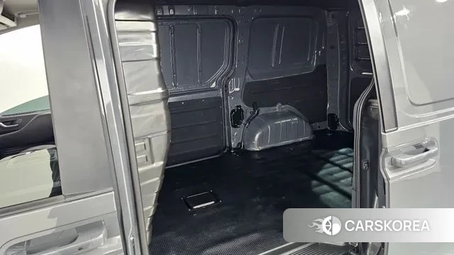 Hyundai Staria 2025 Серый из Кореи, фото 3