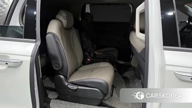 Kia The New Carnival 4th Generation 2025 Белый из Кореи, фото 3