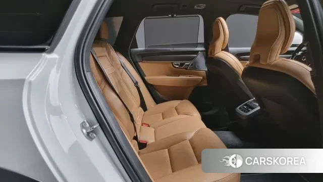 Volvo V90 Cross-Country 2019 Белый из Кореи, фото 3