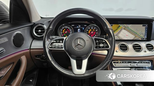 Mercedes-Benz E-Class W213 2019 Серый из Кореи, фото 3