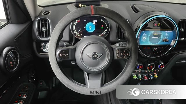 Mini Cooper Countryman 2023 Зеленый из Кореи, фото 3