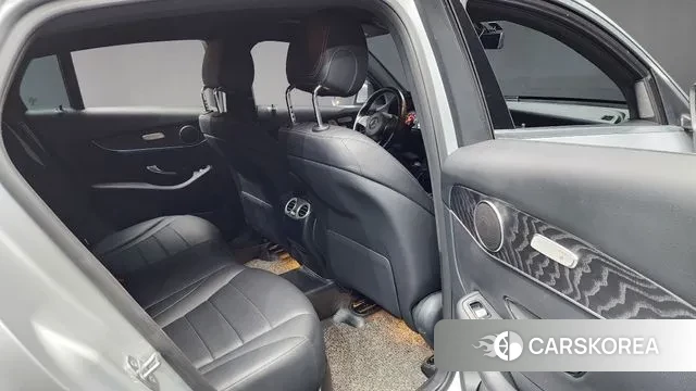 Mercedes-Benz GLC-Class X253 2019 Серебряный из Кореи, фото 3