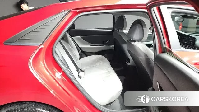 Hyundai Avante (CN7) 2020 Красный из Кореи, фото 3