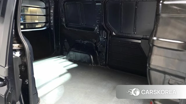 Hyundai Staria 2024 Синий из Кореи, фото 3