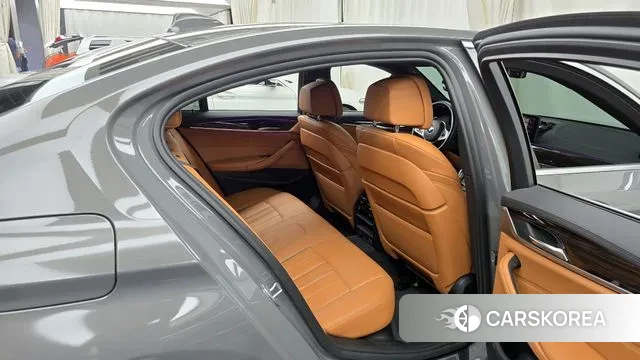 BMW 5 Series (G30) 2021 Серый из Кореи, фото 3