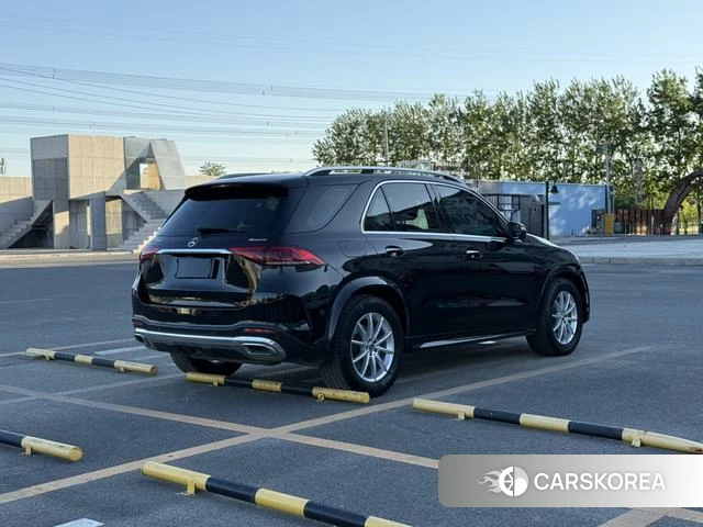 Mercedes-Benz GLE (import) 2021 Черный из Китая, фото 3