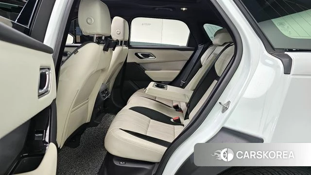 Land Rover Range Rover Velar 2023 Белый из Кореи, фото 3