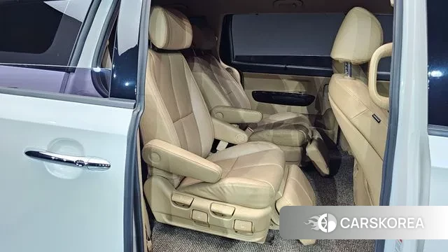 Kia The New Carnival 2019 Белый из Кореи, фото 3