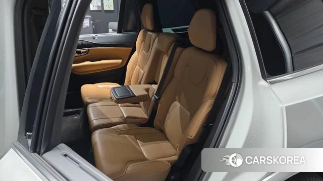 Volvo XC90 second Generation 2023 Белый из Кореи, фото 3