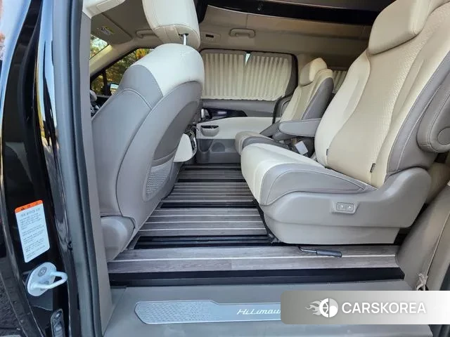Kia Carnival 4th generation 2023 Черный из Кореи, фото 3