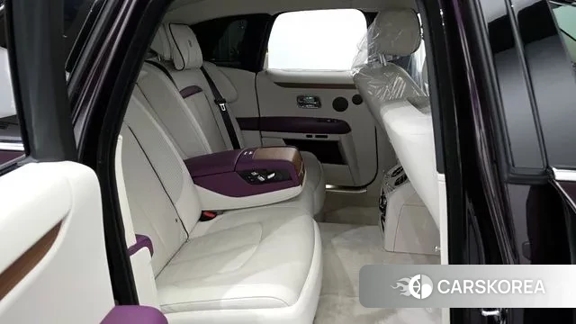 Rolls-Royce Ghost 2nd Generation 2023 Фиолетовый из Кореи, фото 3