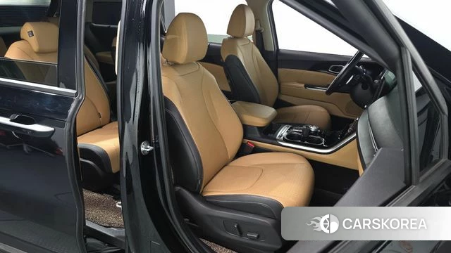 Kia Carnival 4th generation 2022 Черный из Кореи, фото 3