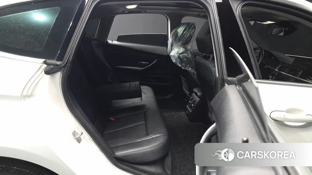 BMW 3 Series GT (F34) 2019 Белый из Кореи, фото 3