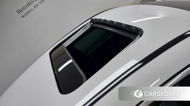 Mercedes-Benz GLC-Class X253 2022 Белый из Кореи, фото 3