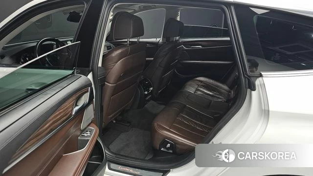 BMW 6 Series GT (G32) 2018 Белый из Кореи, фото 3