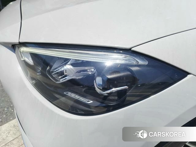 Mercedes-Benz Class C 2022 Белый из Китая, фото 3