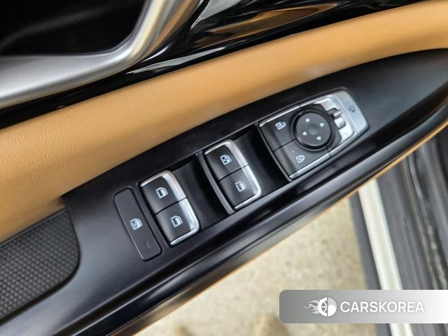 Kia Carnival 4th generation 2022 Белый из Кореи, фото 3