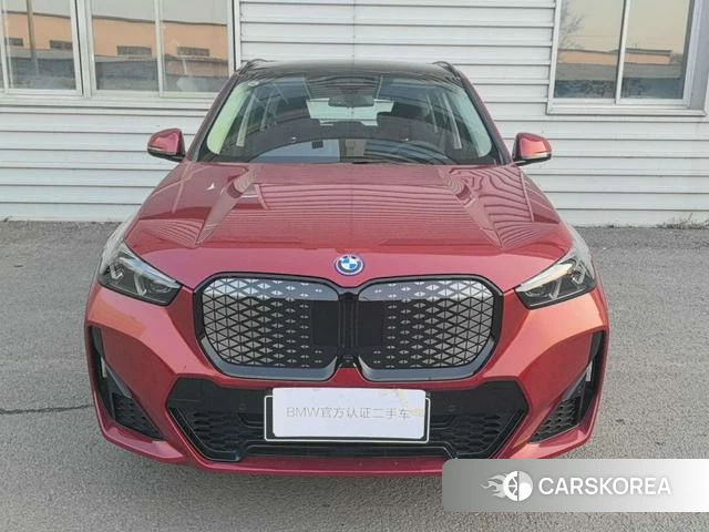 BMW iX1 2026 Красный из Китая, фото 3