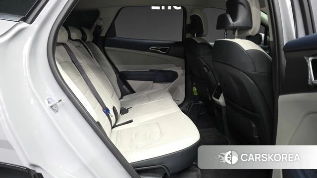 Kia The New Sportage 5th Generation 2026 Серебристо-серый из Кореи, фото 3
