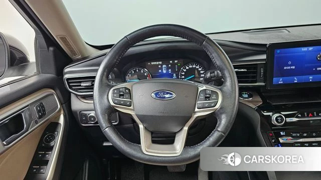 Ford Explorer 6th Generation 2021 Белый из Кореи, фото 3