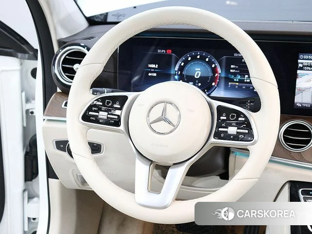 Mercedes-Benz E-Class W213 2019 Белый из Кореи, фото 3