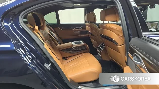 BMW 7 Series (G11) 2020 Черный из Кореи, фото 3