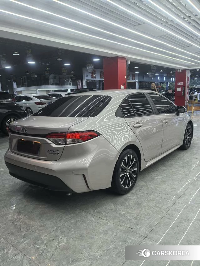 Toyota Lei Ling 2023 Шампань из Китая, фото 3