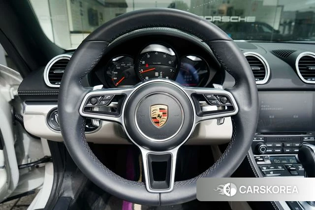 Porsche 718 2023 Белый из Китая, фото 3